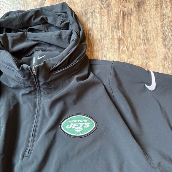 NIKE DRI-FIT NEW YORK JETS NFL ONFIELD Men BLACK STAY COOL SS RAIN JACKET - Picture 3 of 7